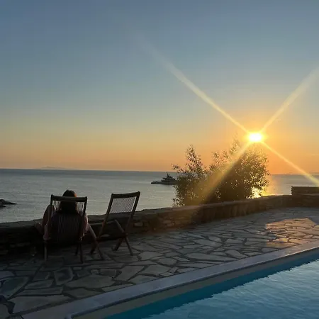 Villa Sunset With Swimming Pool At Tzia Ligia (Kea)